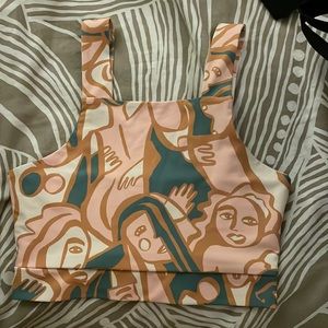 Anthropologie crop sports bra with woman pattern size: M